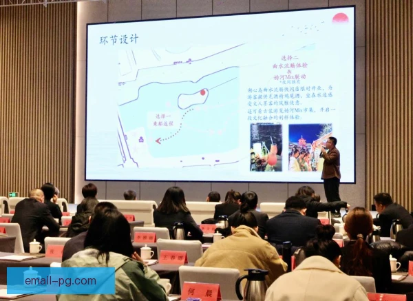 老牌劲旅周边产品开发，情怀联结打开商业新空间
